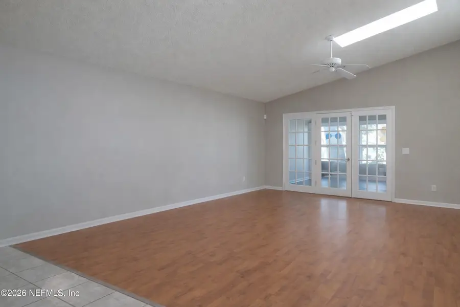 8226 Lake Woodbourne E Drive, Jacksonville, FL 32217 - Image #3