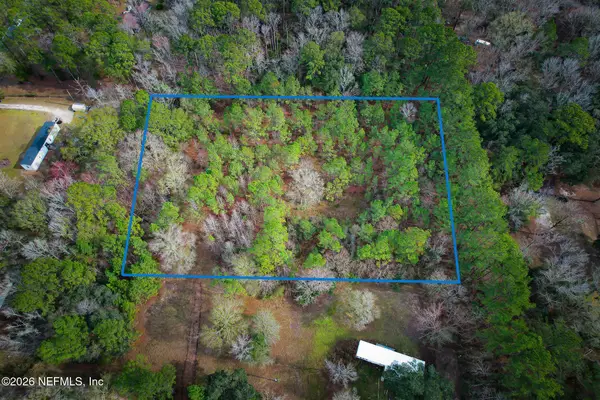 27 Ratliff Road, Callahan, FL 32011