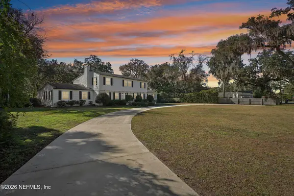 9114 Beauclerc E Circle, Jacksonville, FL 32257