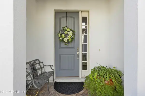 446 Wingstone Drive, Jacksonville, FL 32081