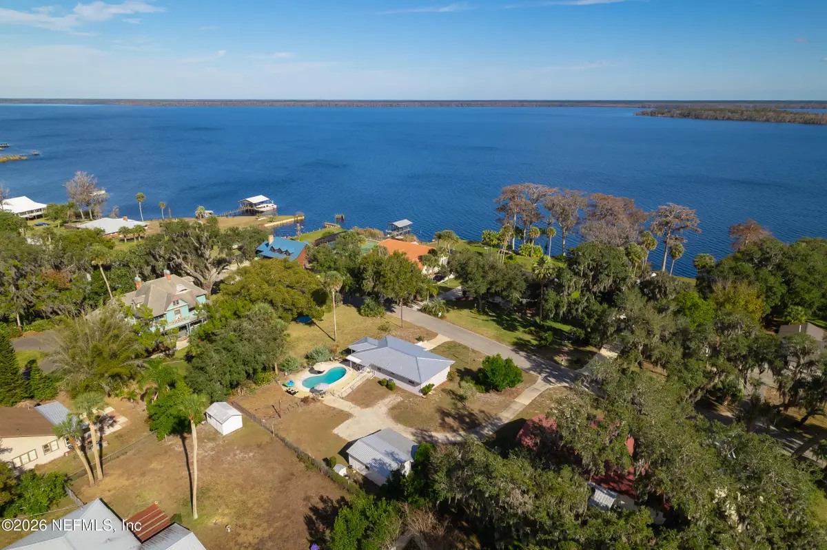 521 N Lake Street, Crescent City, FL 32112 - #1