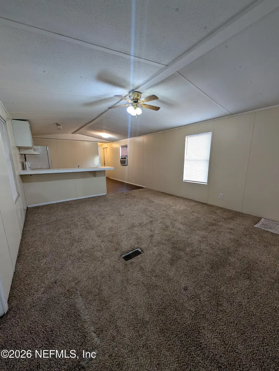 610 Evans Avenue, Interlachen, FL 32148 - #2