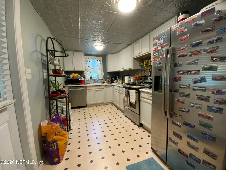 210 Pine Avenue, Pomona Park, FL 32181 - #3