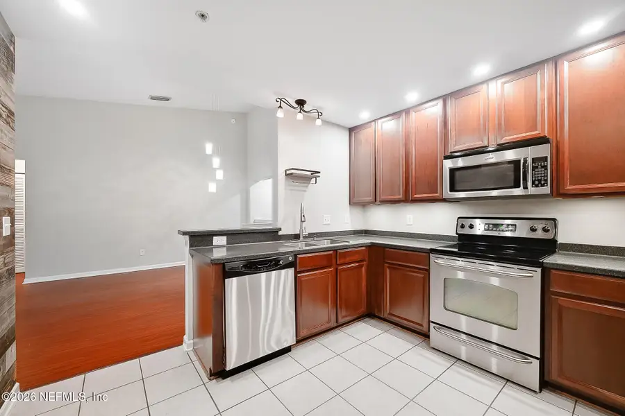 7036 Deer Lodge Circle #106, Jacksonville, FL 32256 - Image #2