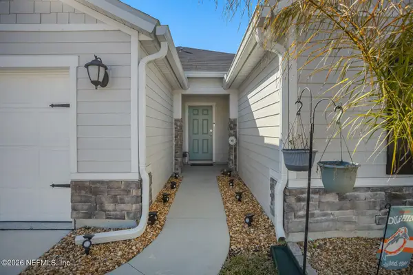 402 Red Dahlia Lane, Jacksonville, FL 32218