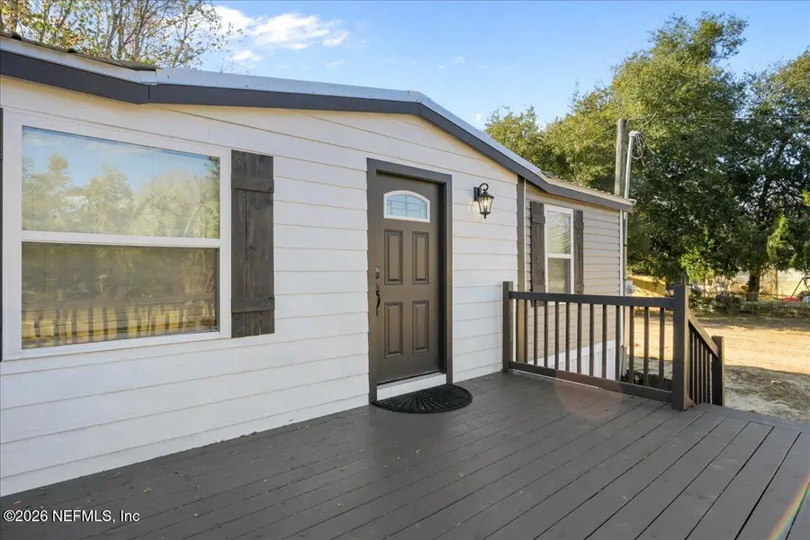 121 Lynnwood Avenue, Interlachen, FL 32148 - Image #3