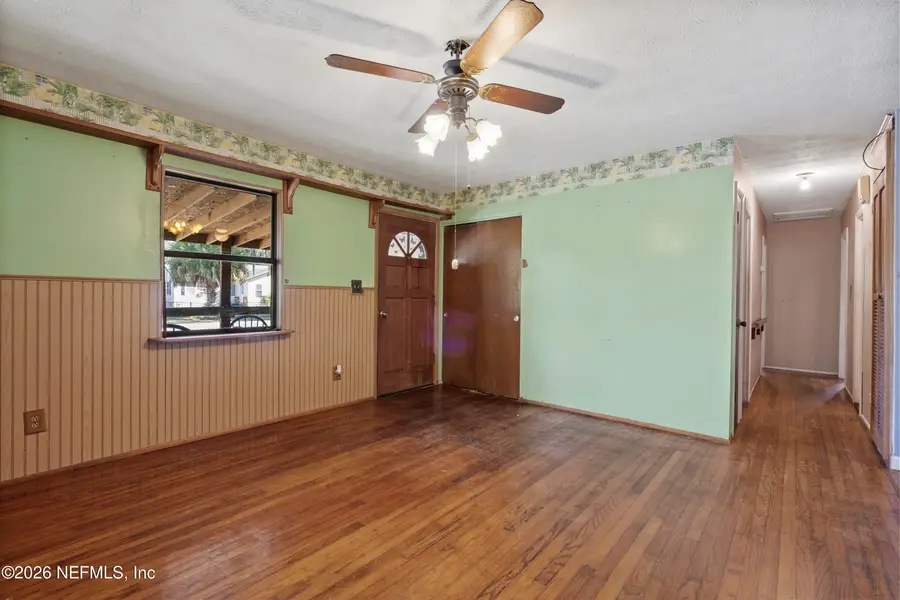 101 S Oakridge Avenue, Green Cove Springs, FL 32043 - #3