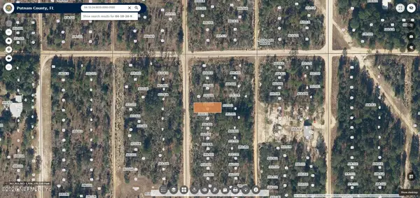 352 May Lane, Interlachen, FL 32148