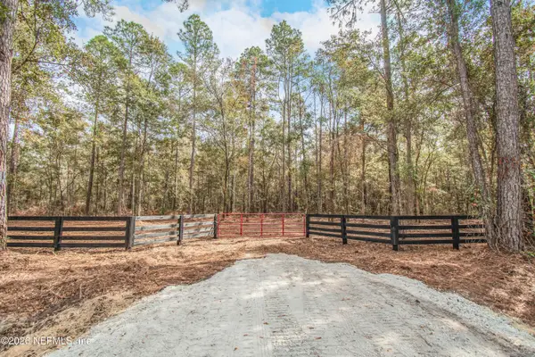 14374 C R 124, Sanderson, FL 32087