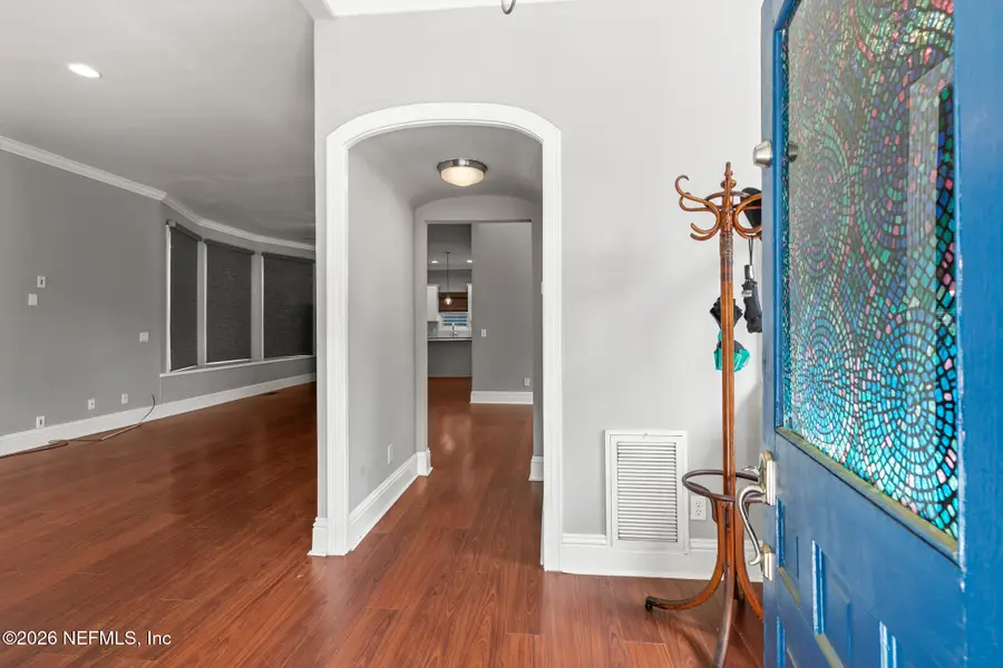 423 Walnut Court, Jacksonville, FL 32206 - Image #2
