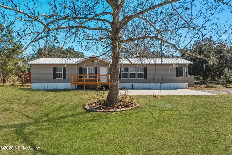 138 El Prado Court, Palatka, FL 32177 - Image #2