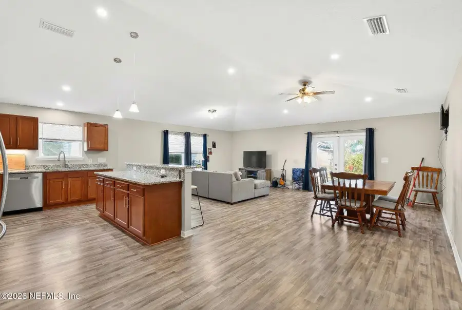 815 Baker Avenue, Jacksonville, FL 32209 - Image #2