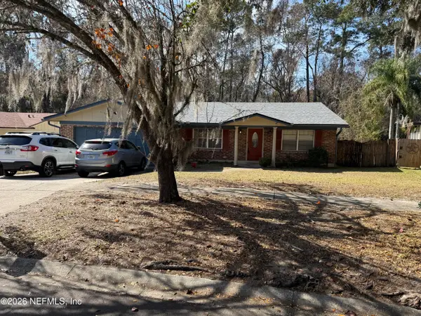 1116 Knoll W Drive, Jacksonville, FL 32221