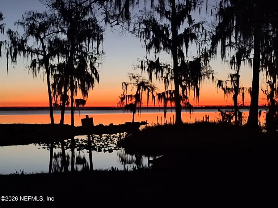 213 E Char Lane, Crescent City, FL 32112 - #2