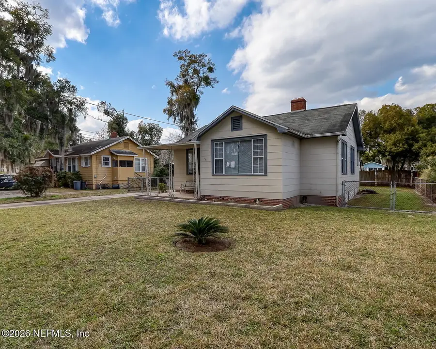 7128 Lucky W Drive, Jacksonville, FL 32208 - Image #2