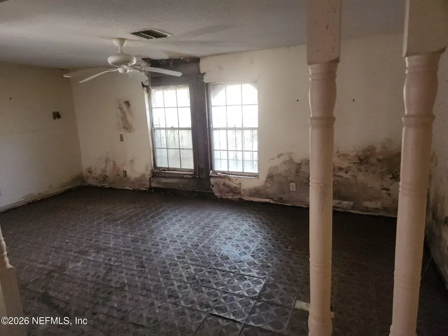 39 Crompton Place, Palm Coast, FL 32137 - Image #2