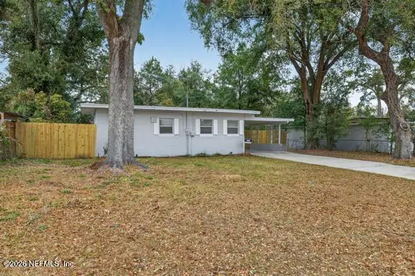 7143 King Arthur N Road, Jacksonville, FL 32211