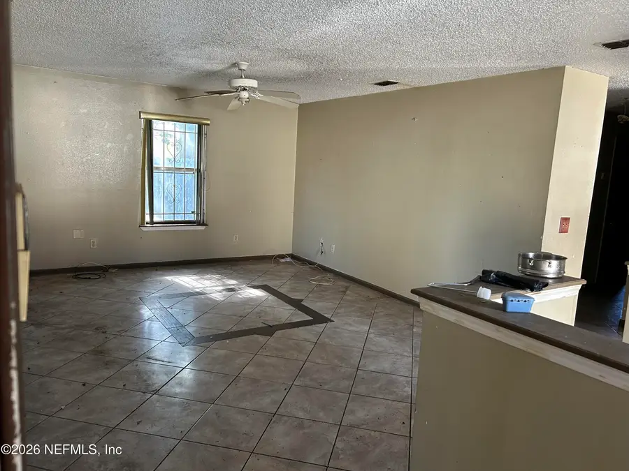 5352 Dodge Road, Jacksonville, FL 32209 - #3