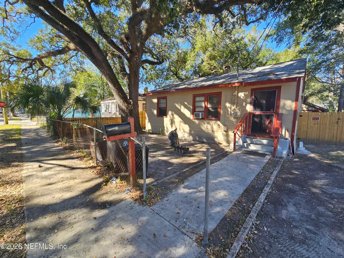 1045 Winthrop Street, Jacksonville, FL 32206 - #1