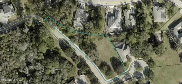 3 Holly Court, Palm Coast, FL 32137