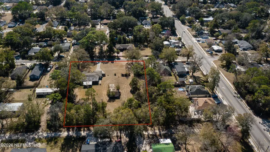 8133 Mc Glothlin Street, Jacksonville, FL 32210 - #3