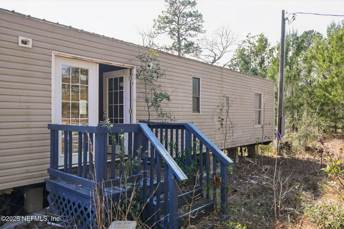 171 E Washington Street, Hawthorne, FL 32640 - #1