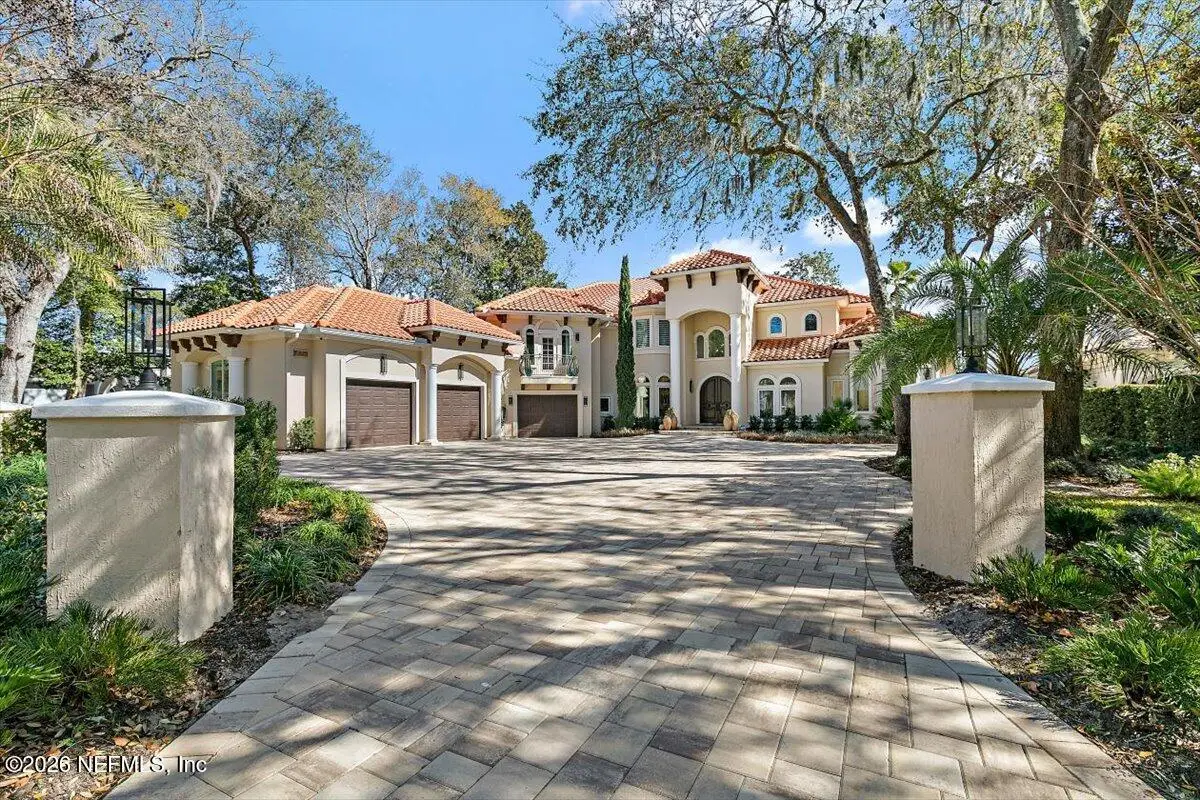 821 Queens Harbor Boulevard, Jacksonville, FL 32225 - #1