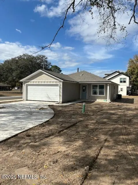 1290 Spruce Street, Green Cove Springs, FL 32043 - #3