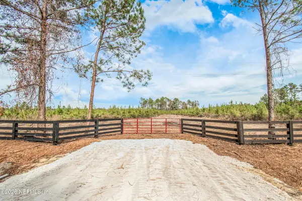 13693 County Road 124, Sanderson, FL 32087