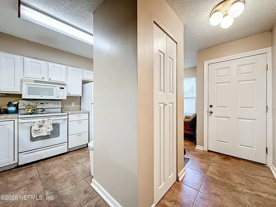 5615 San Juan Avenue #104, Jacksonville, FL 32210 - #3