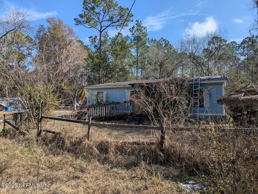 106 Lake Shore Road, Interlachen, FL 32148 - #2