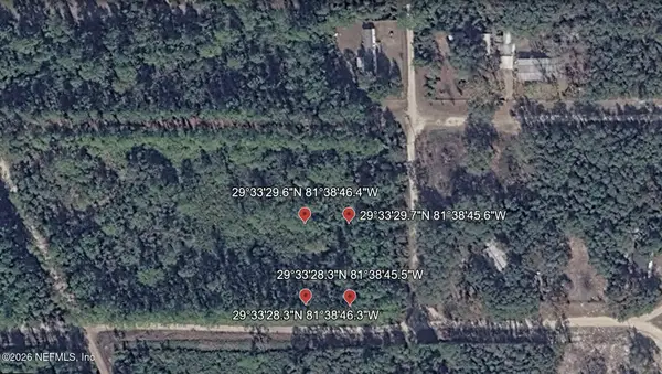 302 Tangerine Trail, Satsuma, FL 32189