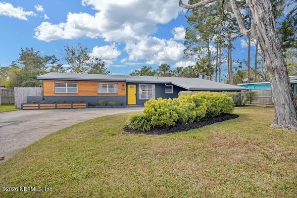 8048 Argentine W Drive, Jacksonville, FL 32217
