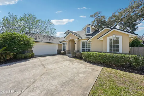 1819 Sentry Oak Court, Fleming Island, FL 32003