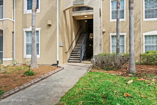 7801 Point Meadows Drive #6104, Jacksonville, FL 32256