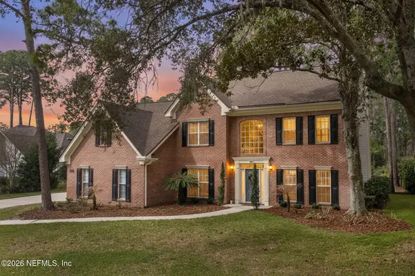 8644 Hampshire Glen S Drive, Jacksonville, FL 32256