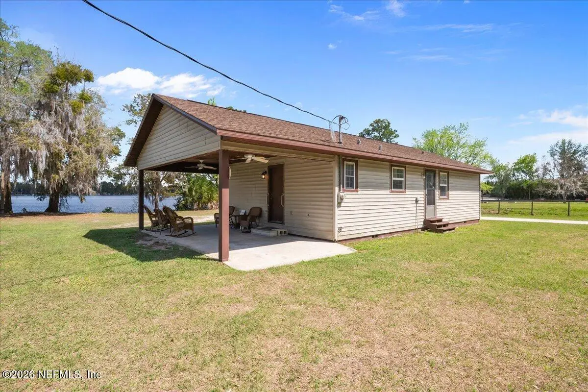 986 State Road 20, Interlachen, FL 32148 - #1