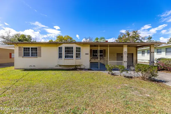 7452 Greenway Drive, Jacksonville, FL 32244