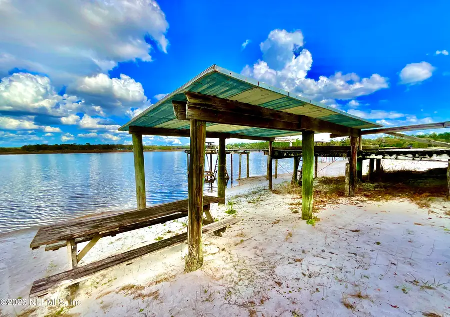 106 E Sunnyside Beach Road, Hawthorne, FL 32640 - #2