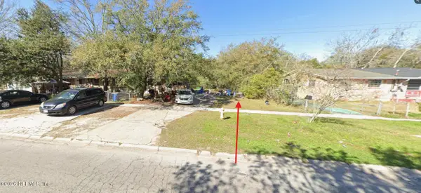 7120 Ken Knight W Drive, Jacksonville, FL 32208