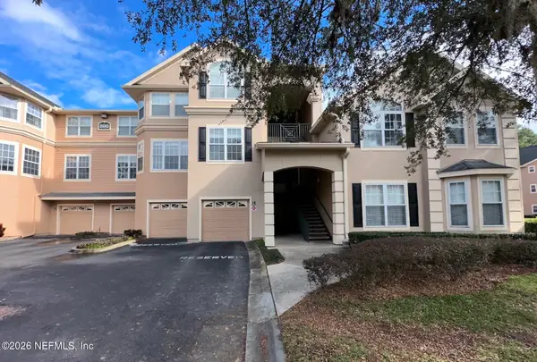13810 Sutton Park N Drive #823, Jacksonville, FL 32224