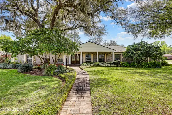 8691 San Servera W Drive, Jacksonville, FL 32217