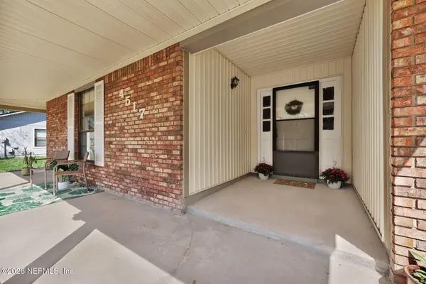 4517 Crosstie N Road, Jacksonville, FL 32257