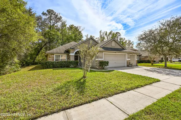 494 Apple Creek Drive Drive, Jacksonville, FL 32218