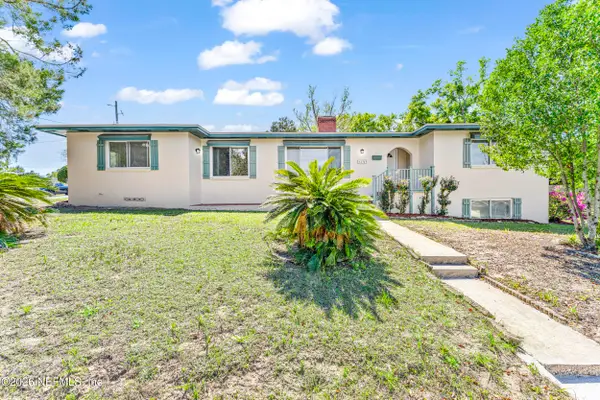 5634 St Isabel Drive, Jacksonville, FL 32277