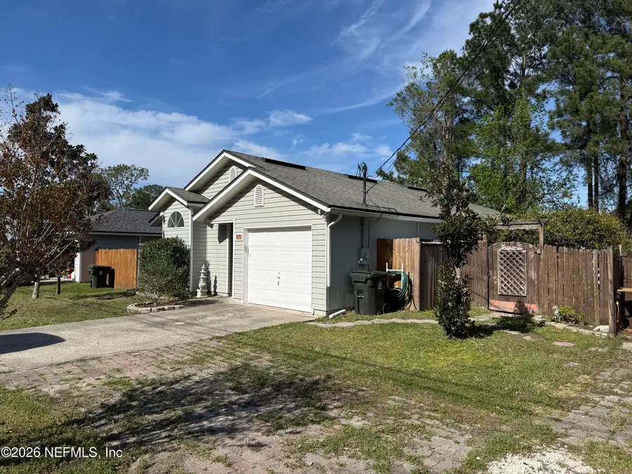 446 Vermont Avenue, Green Cove Springs, FL 32043 - #2