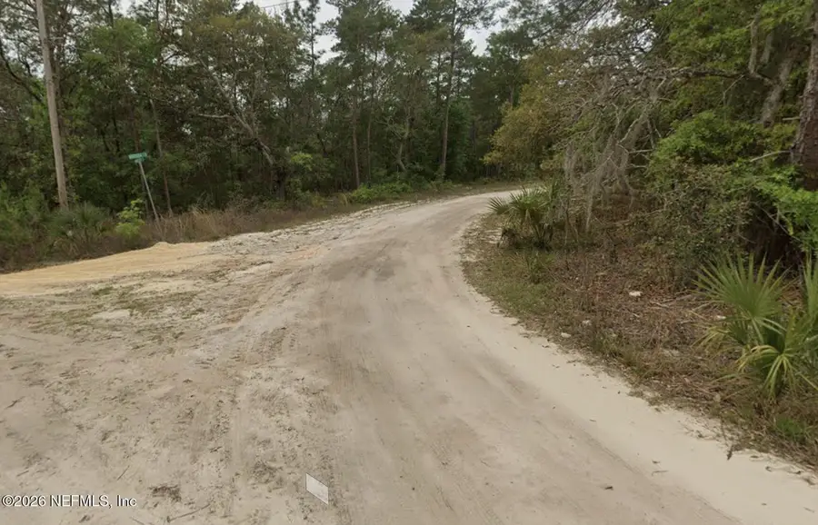 203 Arizona Street, Satsuma, FL 32189 - #3