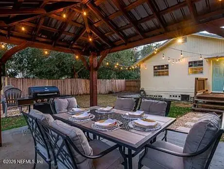 6453 Wayne Street, Saint Petersburg, FL 33702 - #1