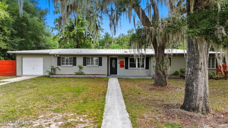 130 SW Peach Street, Keystone Heights, FL 32656 - #2