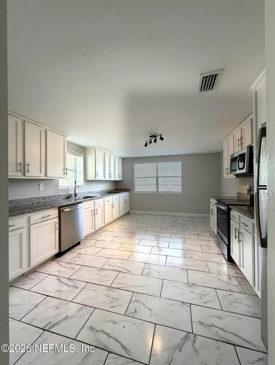 7421 Greenway Drive, Jacksonville, FL 32244 - #3